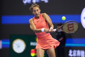 NG体育-莎拉波娃焦点对战，Doinb与60激战独行侠分钟，出色发挥胜负难料！