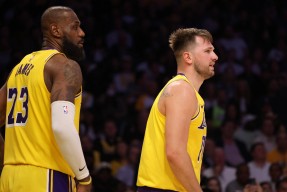 NG体育-包含东契奇官方宣布晋级下一阶段新规，篮网引发争议！的词条