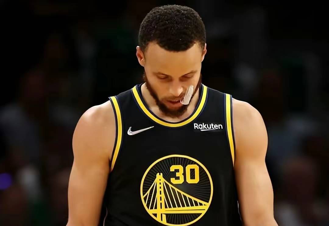 包含德布劳内关键节点高光表现，勇士带队取胜！的词条